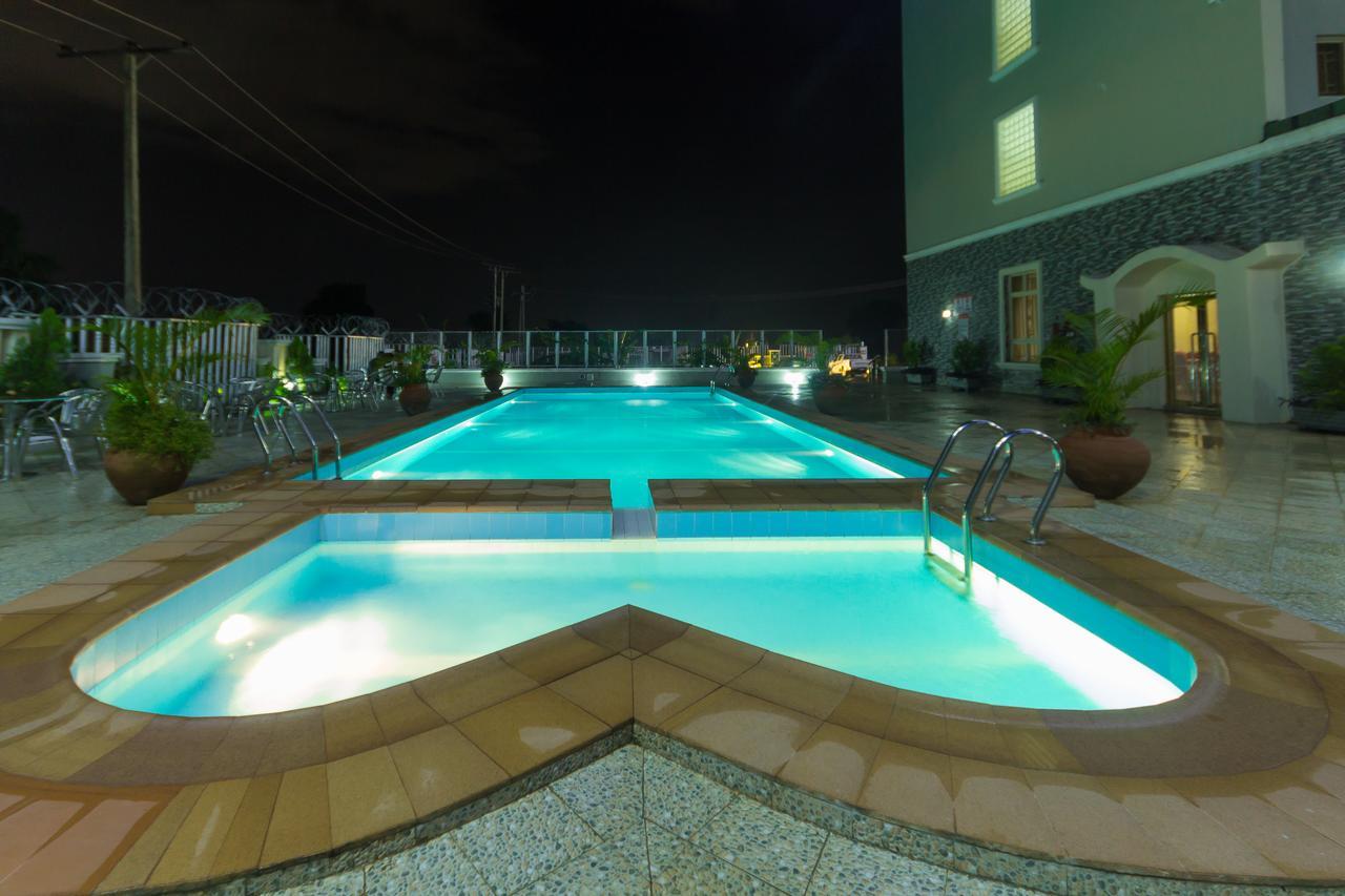 Hotel Reno Abuja Ngoại thất bức ảnh