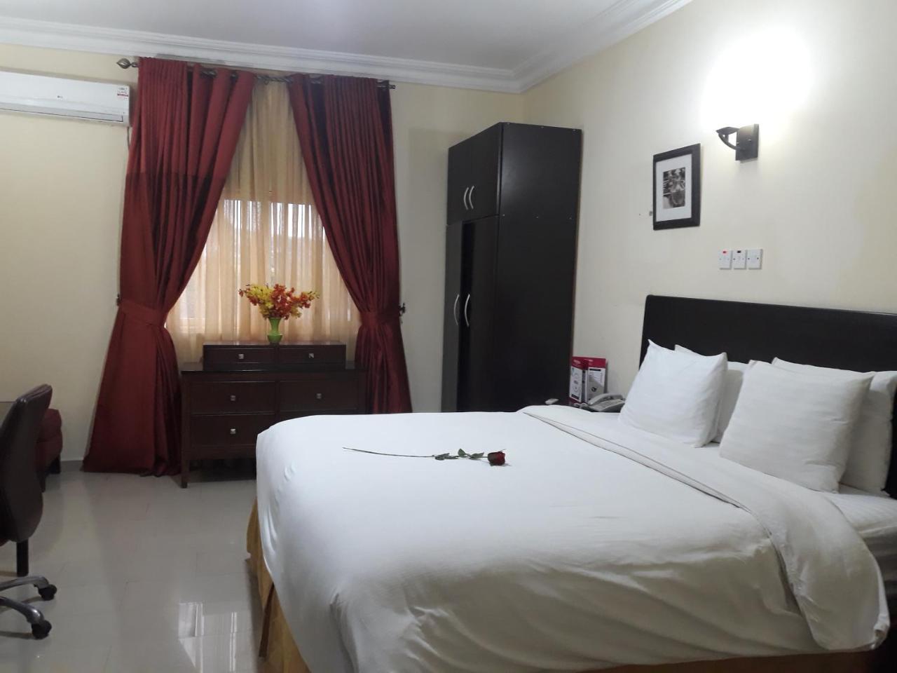 Hotel Reno Abuja Ngoại thất bức ảnh