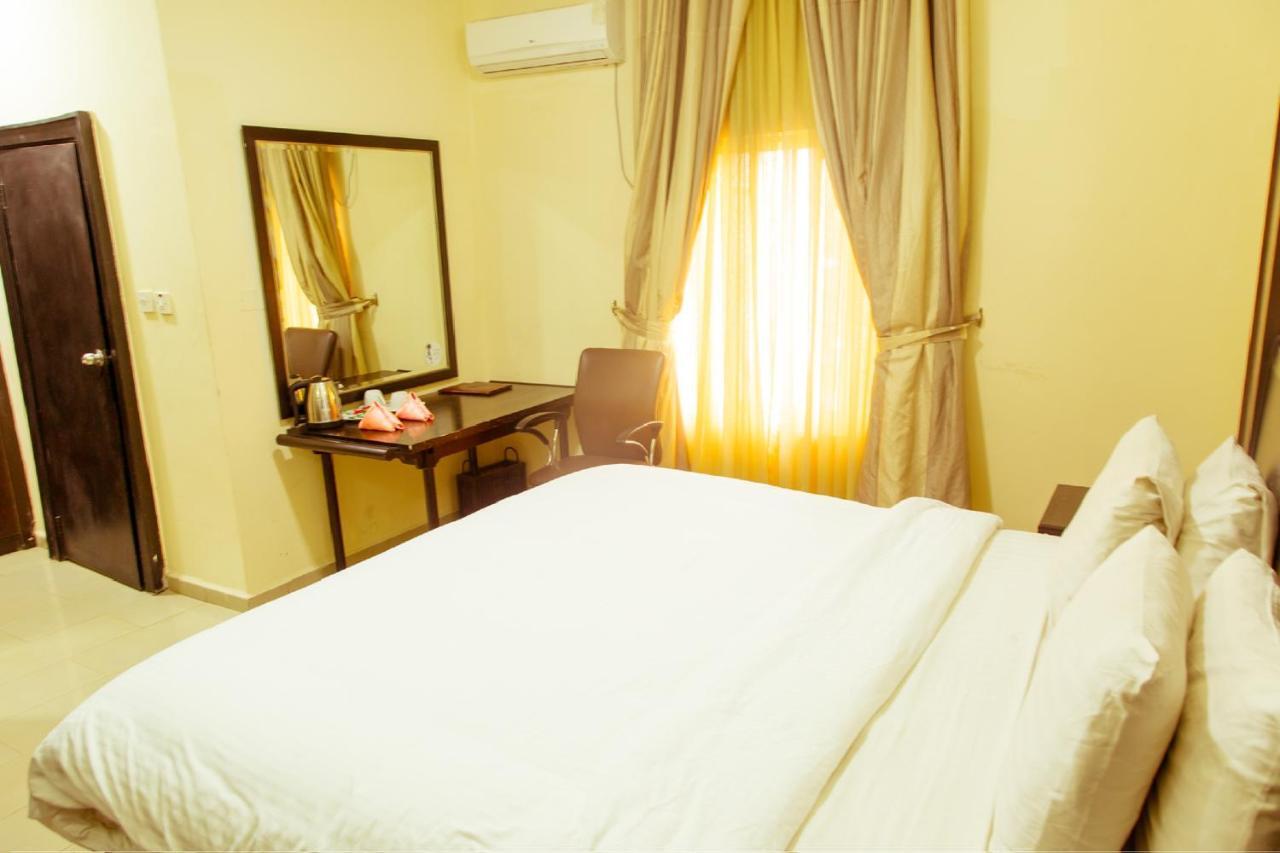 Hotel Reno Abuja Ngoại thất bức ảnh