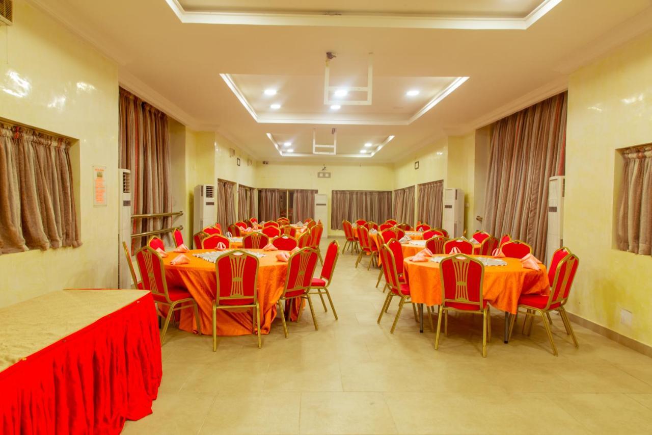 Hotel Reno Abuja Ngoại thất bức ảnh