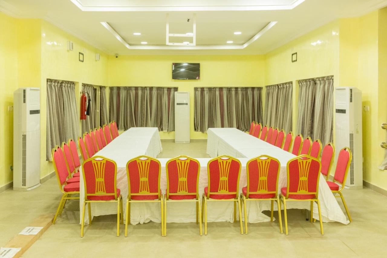 Hotel Reno Abuja Ngoại thất bức ảnh